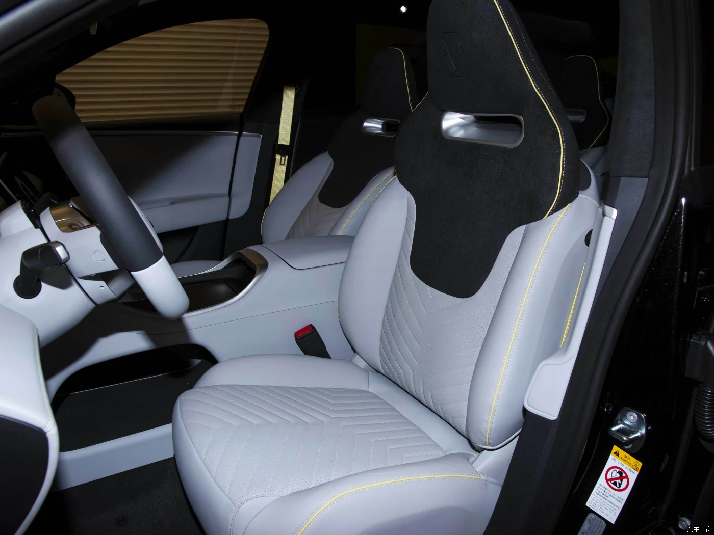 Avatr 11 2023 New Version Electric Changan Avatar Ev Cars Dual Motor High Performance Suv Buy Avatr 11 2023 New Version Electric Changan Avatar Ev Cars Dual Motor High Performance Suv Buy