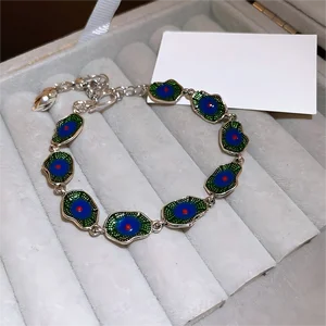 Vintage Style Bracelet with Enamel Inlay Unique Silver Toned Chain Bracelet Women Fashionable Jewelry Gift Daily Wear