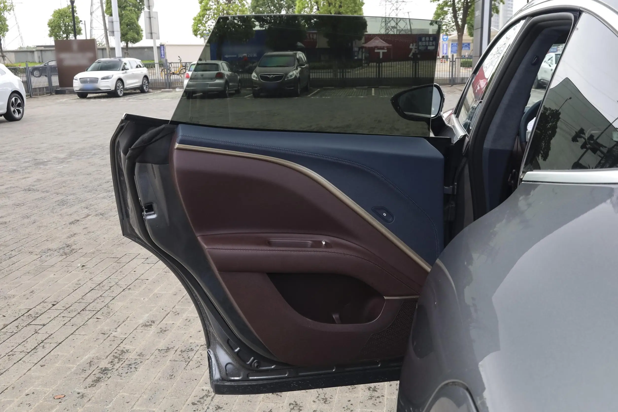 Avatr 11 2023 New Version Electric Changan Avatar Ev Cars Dual Motor High Performance Suv Buy Avatr 11 2023 New Version Electric Changan Avatar Ev Cars Dual Motor High Performance Suv Buy