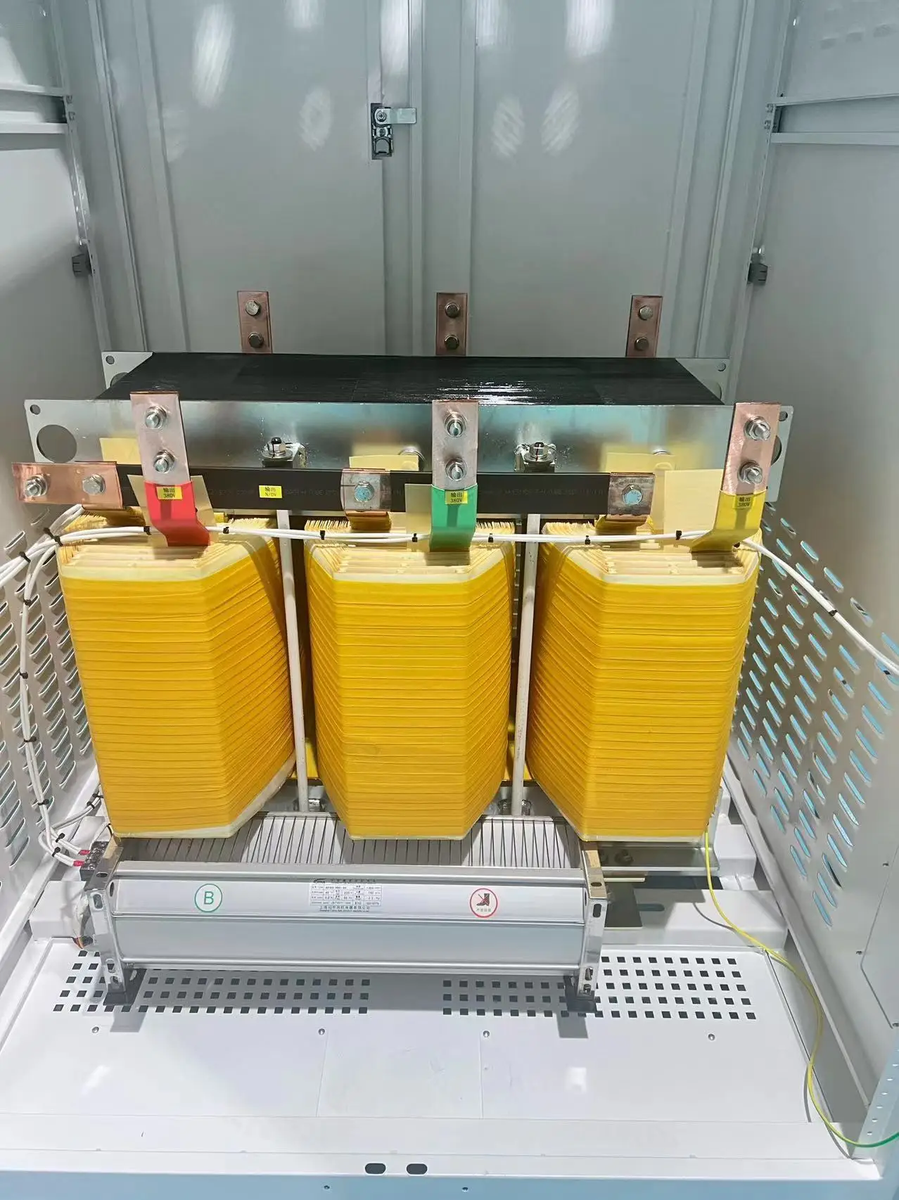 500KVA 630KVA 3 Phase MV&HV transformers Dry Power Step Down Transformer 380V 415V 400V 440V to 380V 415V 400V