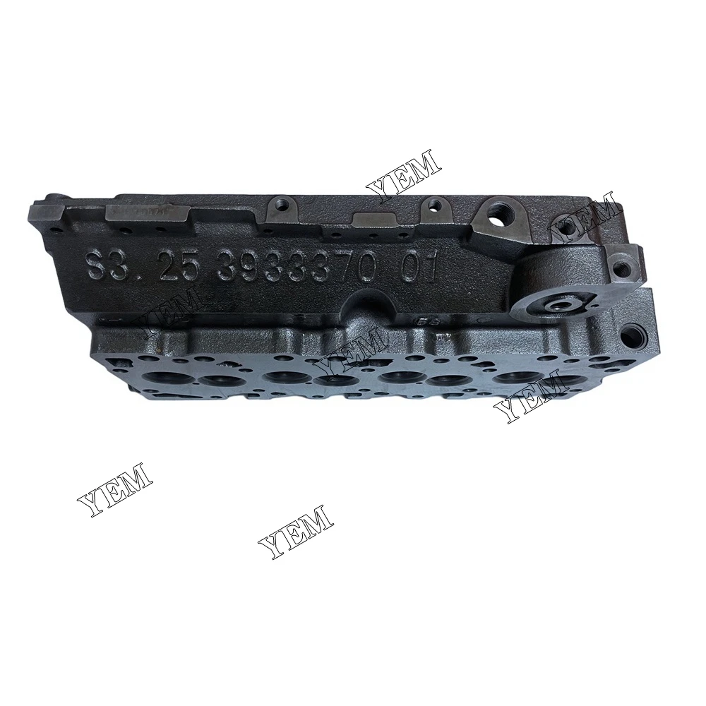 4D102 Cylinder Head for Komatsu Cylinder Head Genuine Engine Parts 2