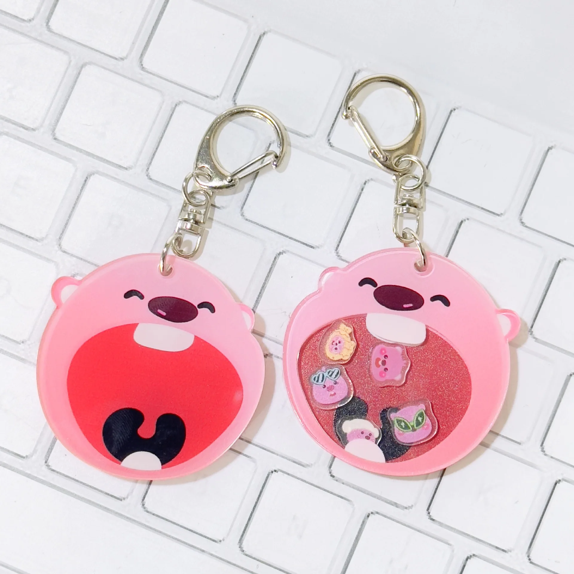 Popular design factory direct sales cartoon cute plastic shaker acrylic keychain custom manufacture