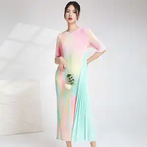 2025 Latest Miyake Women's Fashion Dress Casual Style Printed Pleated Rainbow Color Personality Stitching Design Women's Dress