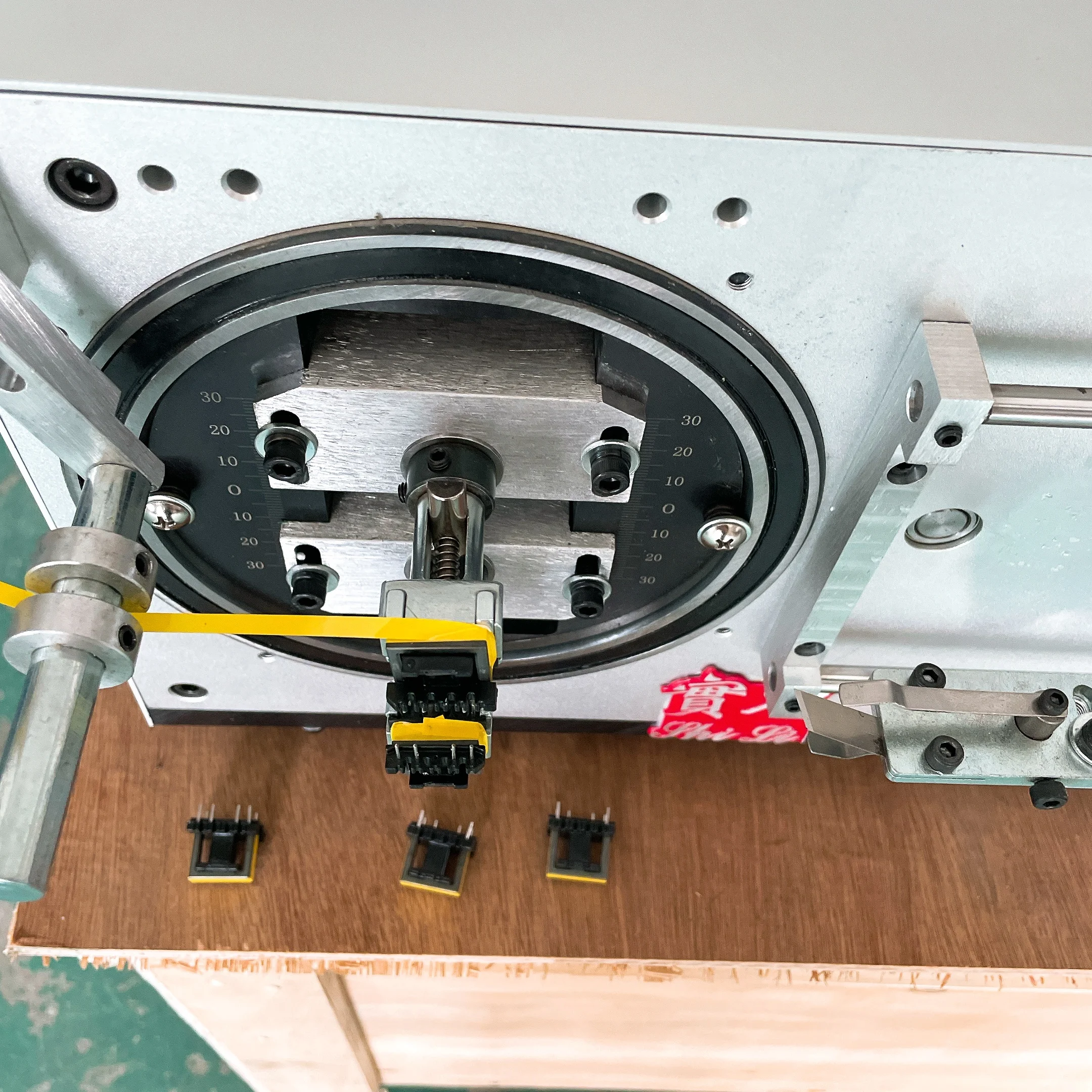 Professional Wrap Automatic Tapping Transformer Coil Taping Machine Made in China All Kinds of Bobbin