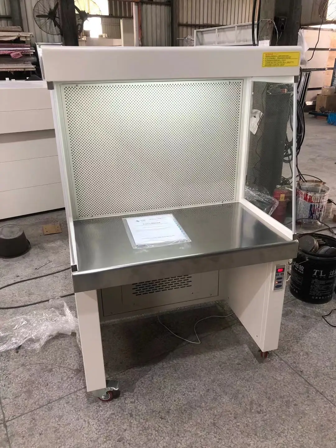 Ламинарная скамья для посадки грибов класса 5