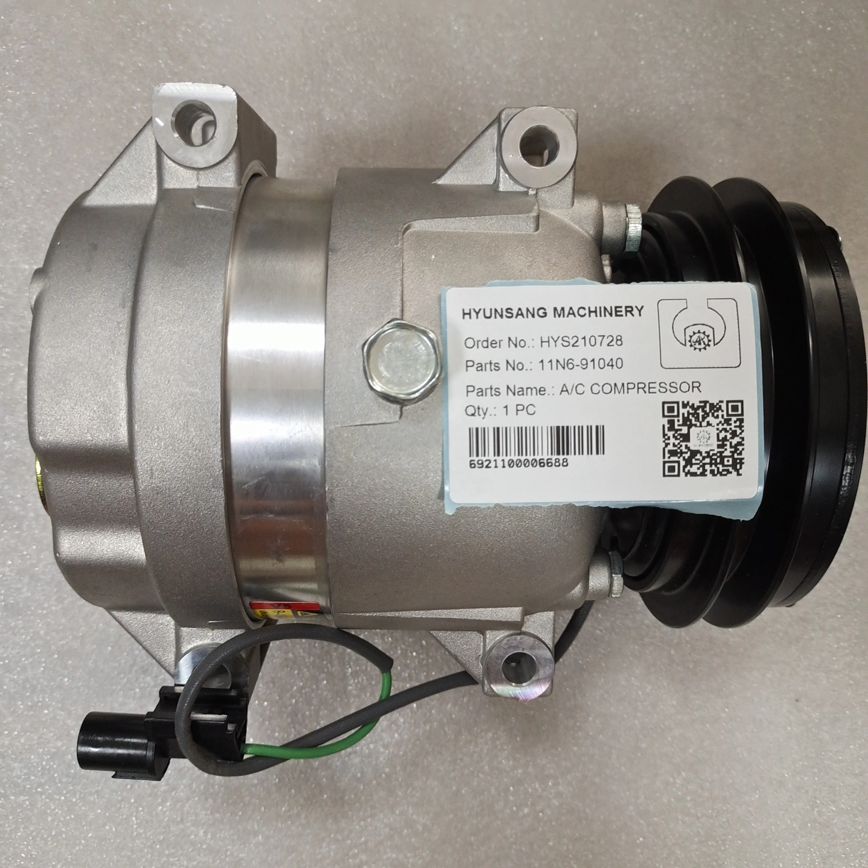 Ha'i Con Hyunsang Excavator Parts - AC Compressors for E110B, E40B