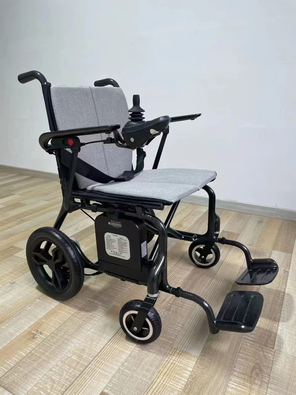 12.2kg  carbon fiber frame feather lightweight handicapped Carbon Fiber Electric Wheelchair breathable cushion can board-BZ-JY01 factory