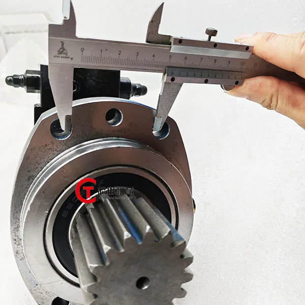 Excavator 322 Swing Motor 6676397 Hydraulic Drive Motor Odm