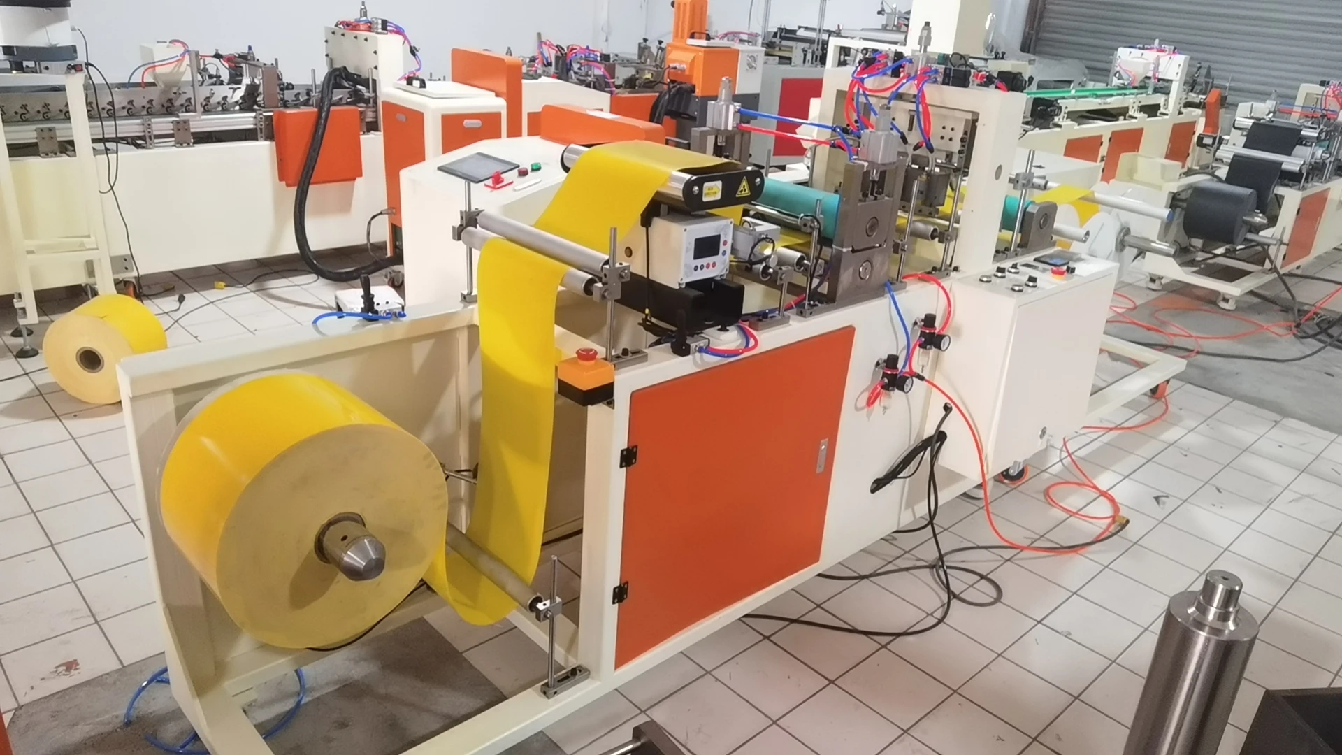 Rolling Trap Insect Catching Machine Sticky Glue Board Trap Yellow Insect Glue Trap Machine for Greenhouses and Agricultural