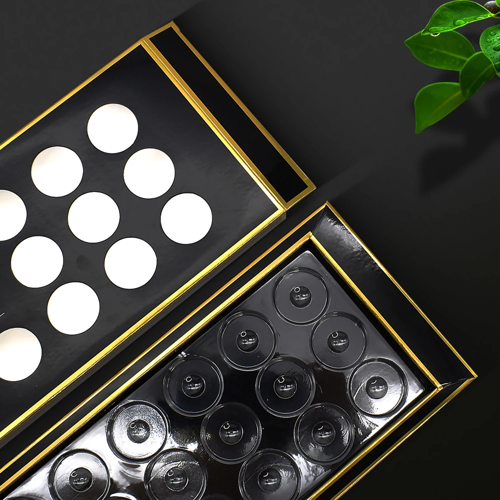 ISO9001 New Design Custom Logo Printed Rigid Gift Cardboard Embossed UV Coating Magnetic Chocolate Package Packaging Gift Box manufacture