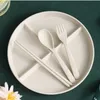 Assiette divisée [beige] avec couverts