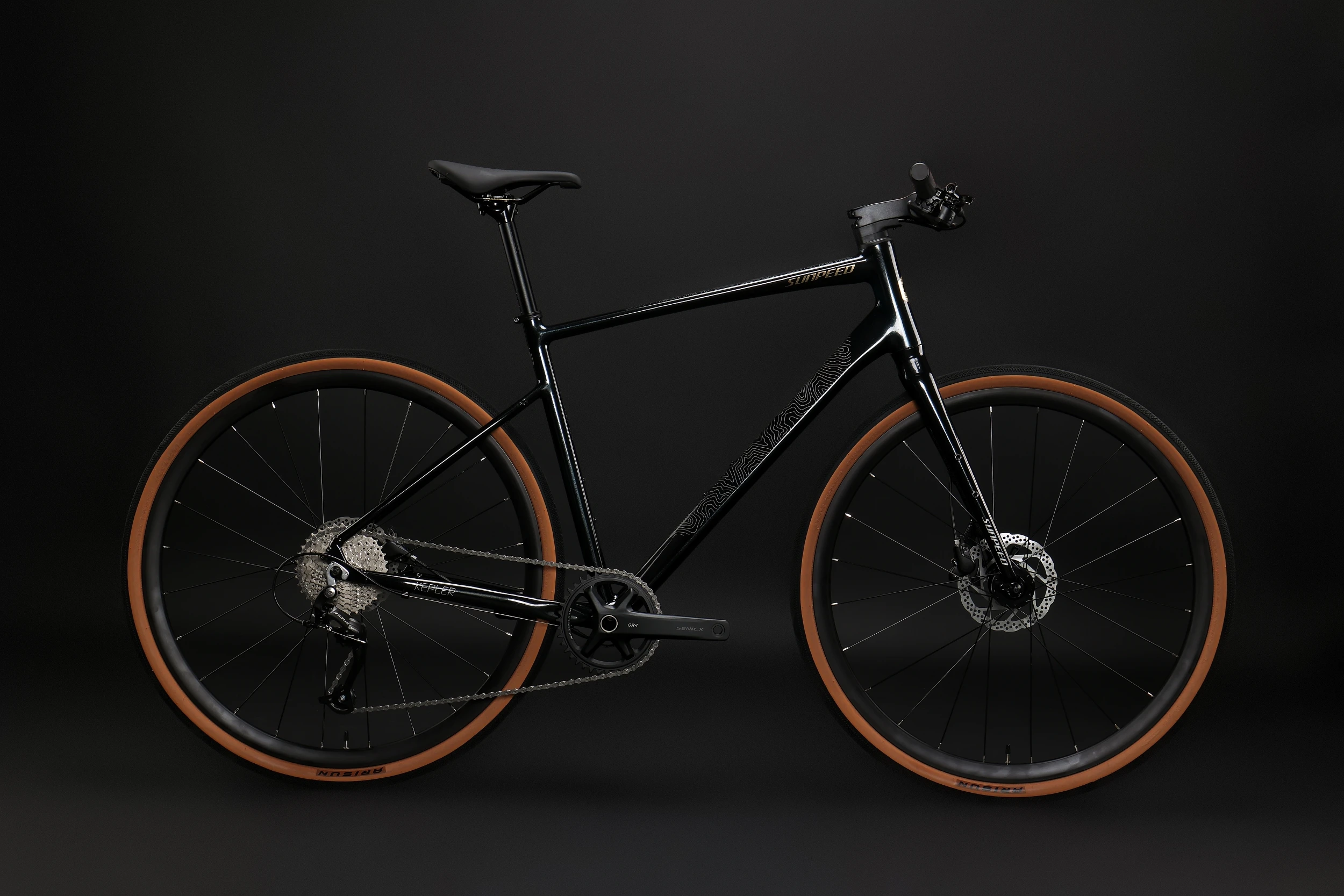 SUNPEED KEPLER New Wholesale 700C*40c Tyre Speed Road Bike Disc Brake  Wheel Alloy Frame Hybrid Road Bike