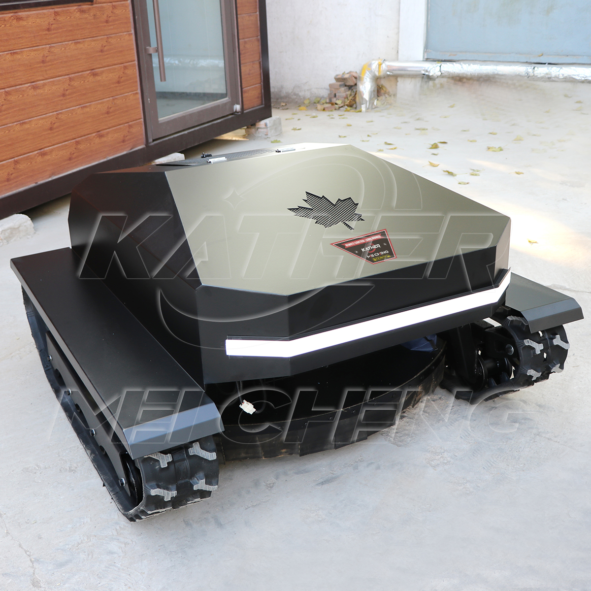 CE EPA Approved All Terrain Gasoline Mowers Grass Cutting Machine Agriculture Rubber Tracks Remote Control Robot Lawn Mower