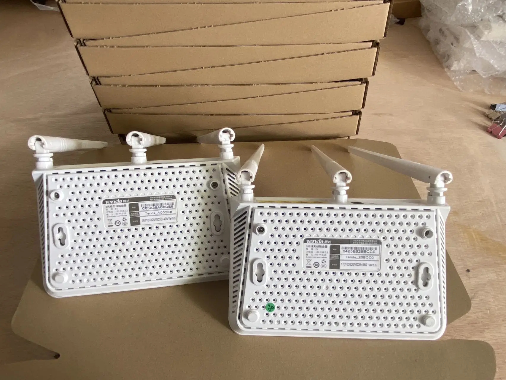 Low Price Tenda Router 2.4ghz 5dbi Wifi Router Wifi 300mbps English