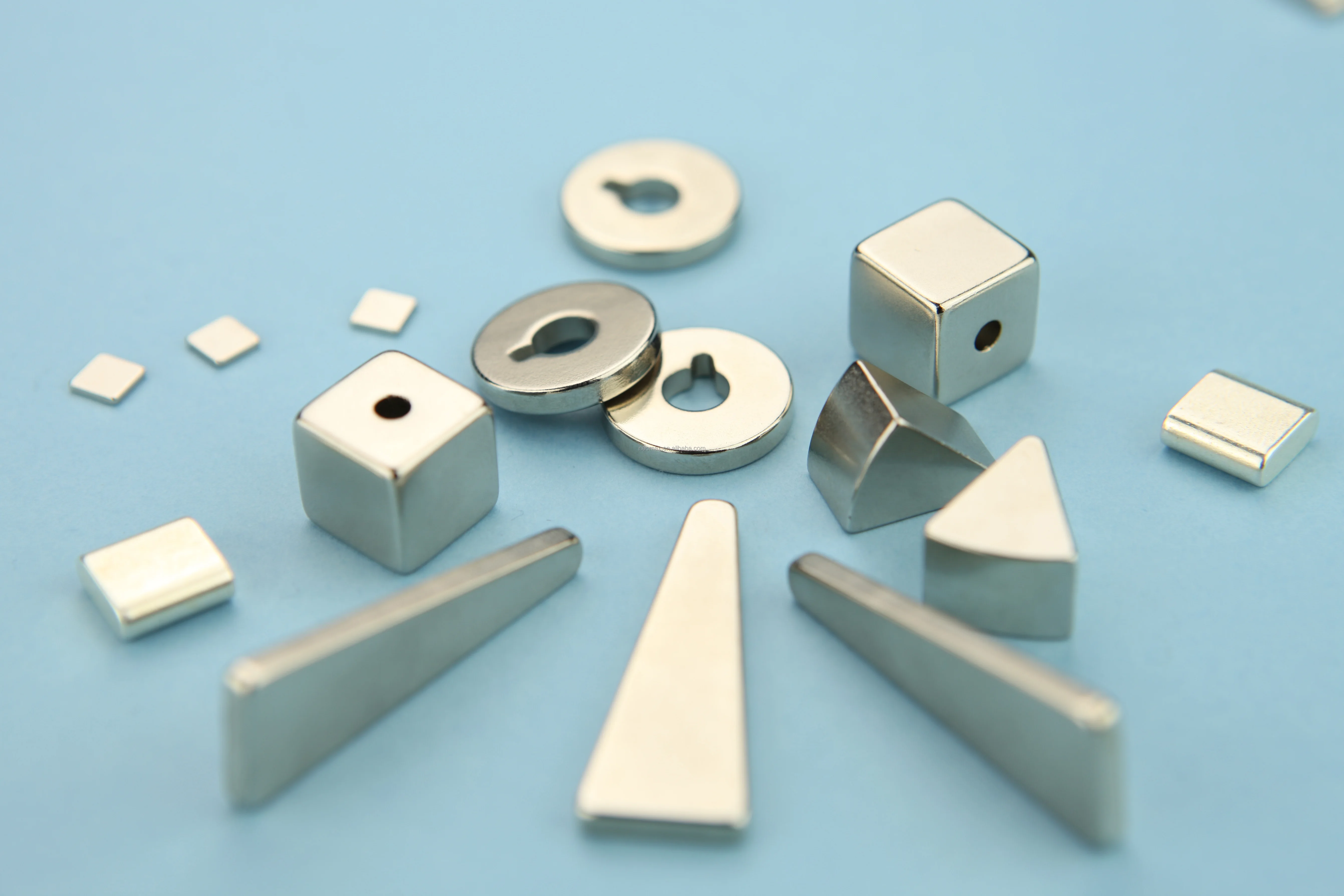 Large Suction Square Countersunk Hole Double Screw Holes