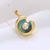 Oro e verde chiaro