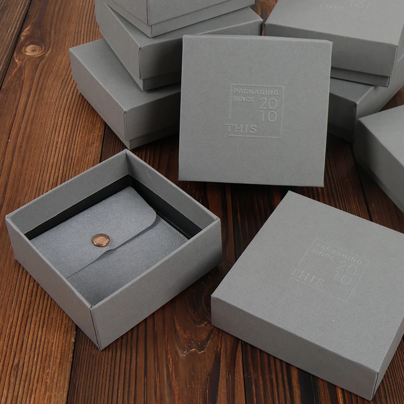 Luxury Custom Embossed Logo Square Paper Jewelry Box Cardboard Gift Box with Lid for Bracelet