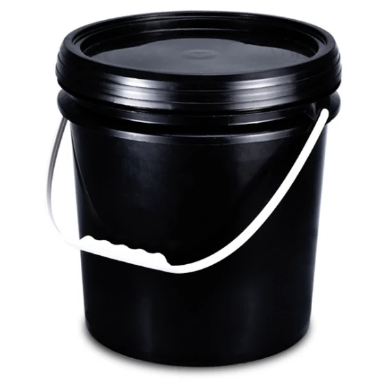 Black 5 Gallon Bucket