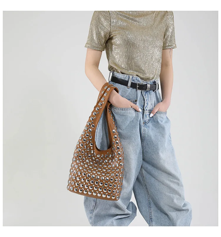Trendy Vintage Studded Rivet Purses Punk Shoulder Bag for Women Vegan Leather Bucket Designer Underarm Bags