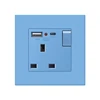 Prise britannique commutée avec port USB-A+C 10W