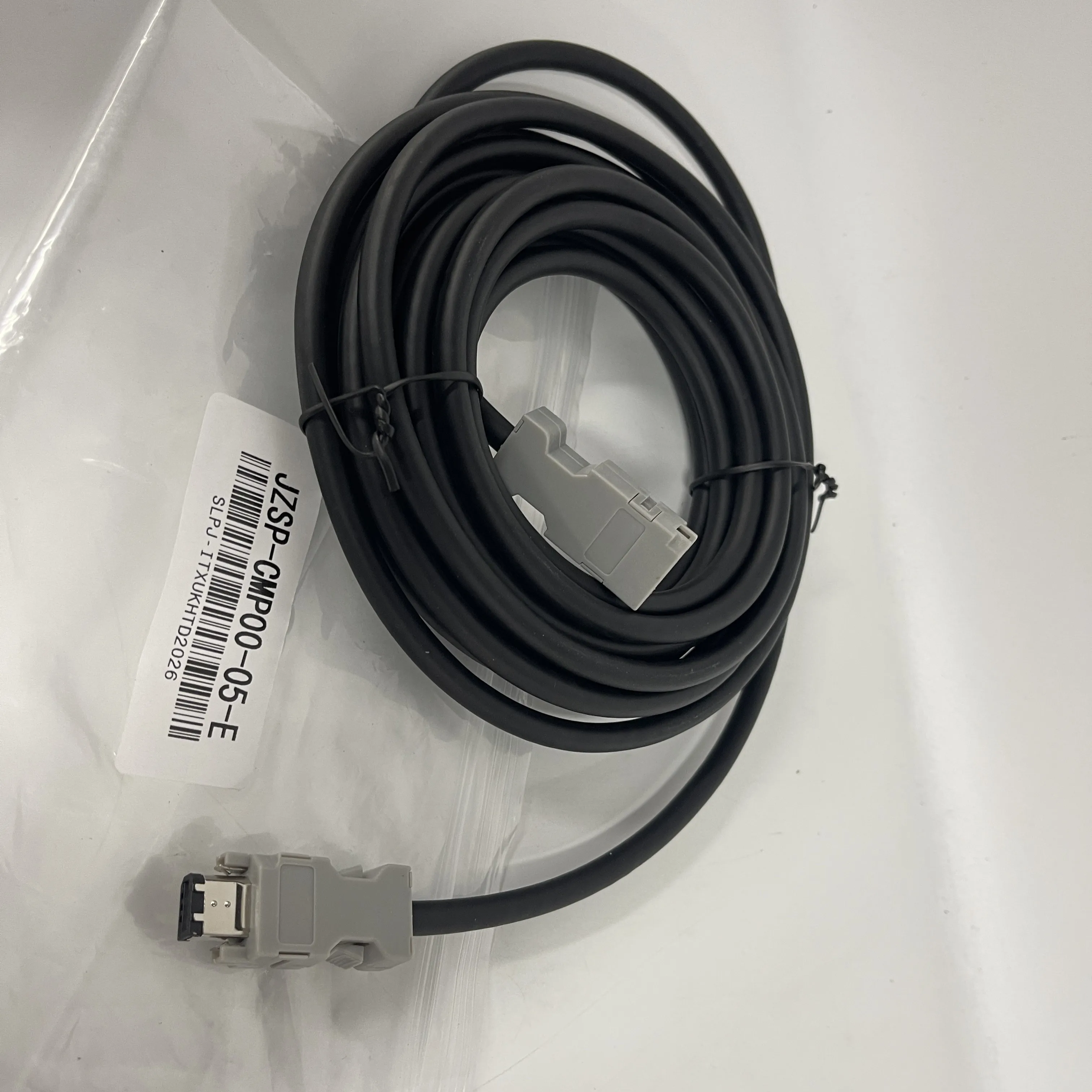 AMSAMOTION Servo Cable JZSP-CMP00-05-E AMSAMOTION Servo Cable JZSP-CMP00-05-E