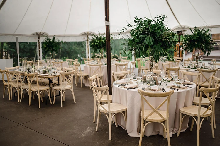 Wholesale Manufacturer Banquet Event Wedding Party Crossback X Chair solid wood stackable oak cross back wooden dining chairs