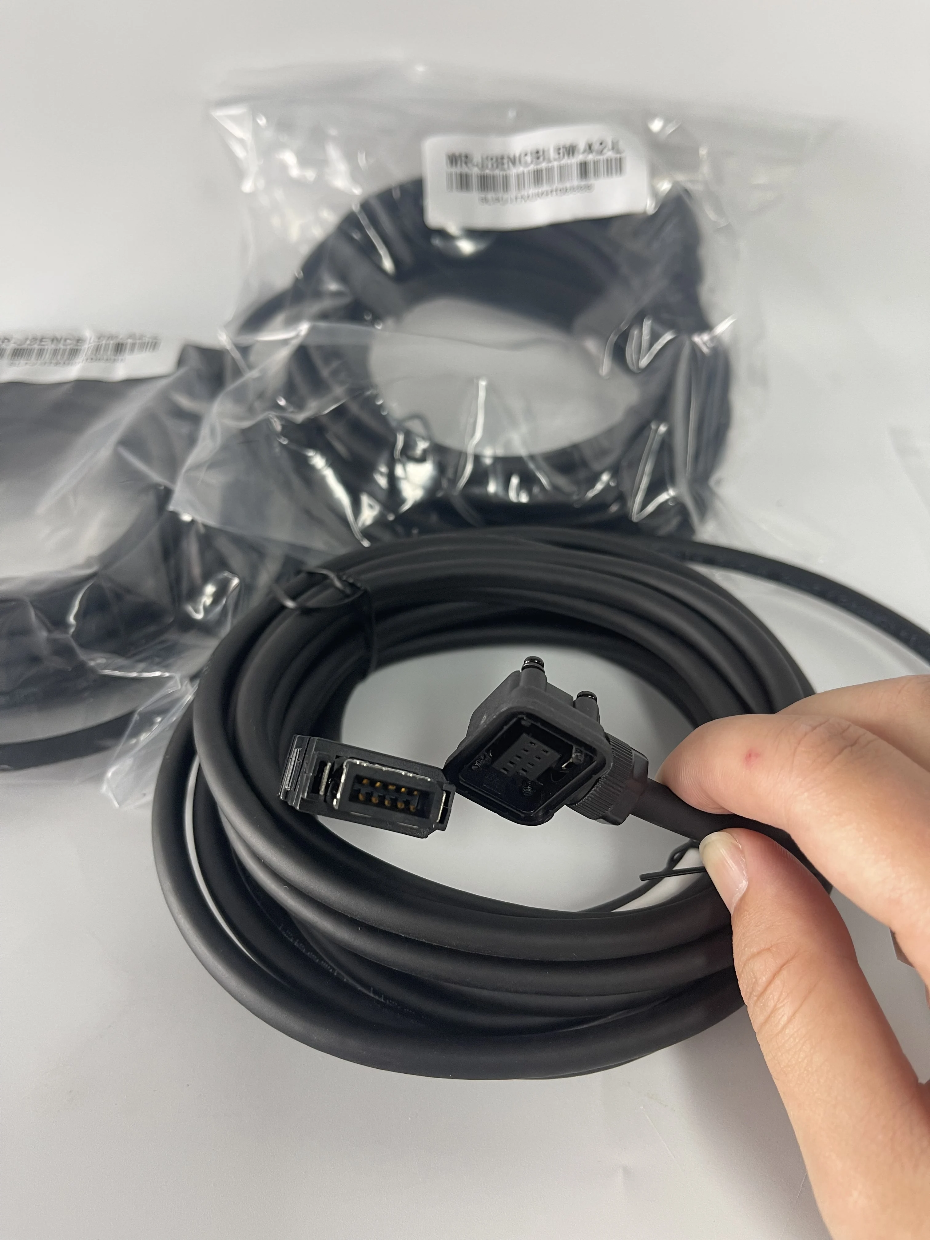 Mitsubishi Servo Cable MR-J3ENCBL5M-A2-L