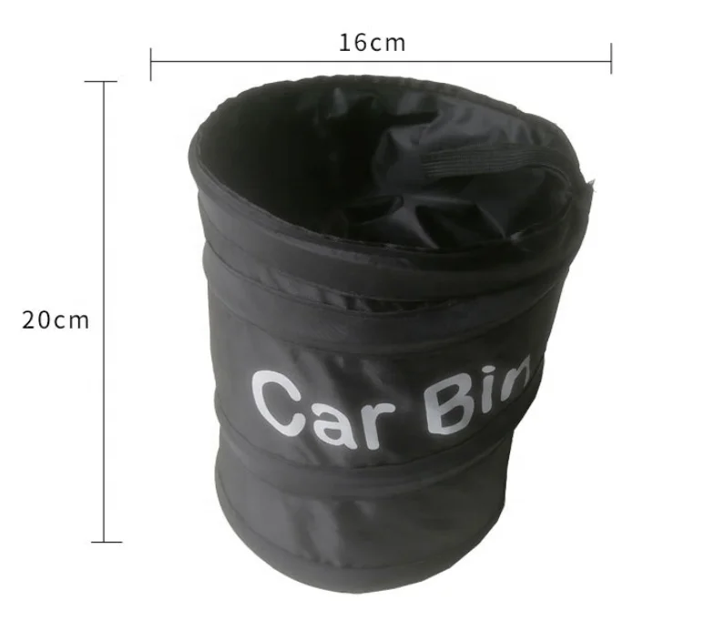 Donna Che Mette La Batteria In Un Mini-contenore Per La Raccolta Differenziata Interni Una Il Riciclaggio Al Chiuso Image274157786