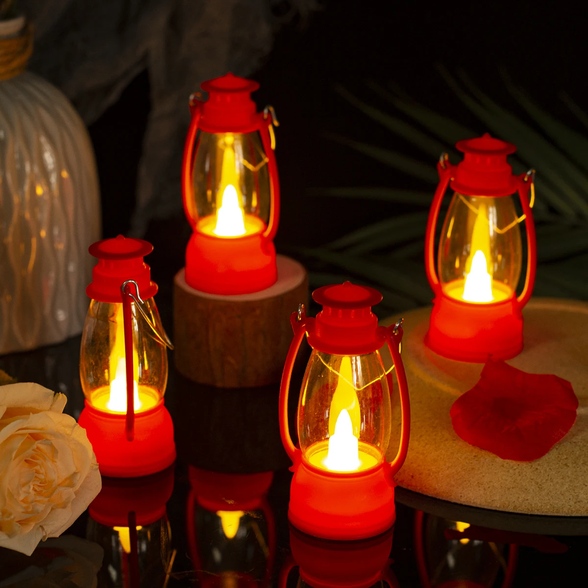 Plastic Mini Lantern Retro Style LED Warm Light Flameless Small Light Home Party Camping Festival Decoration Ornament LED Candle