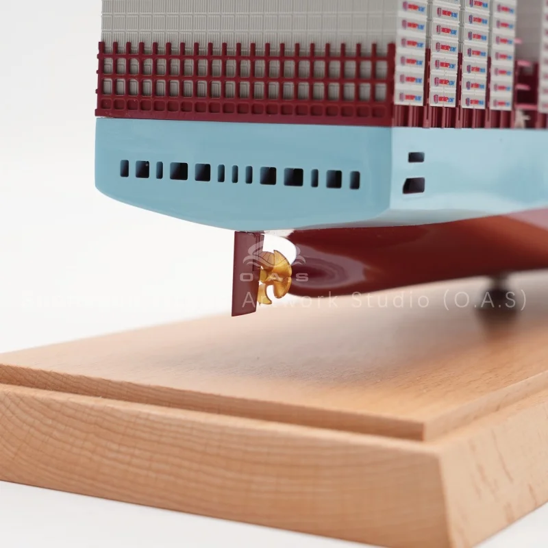 This premium HMM container carrier model is a high-quality factory finished product with exquisite detailed workmanship. Every hull line, container layout and brand marking is precisely restored for an authentic visual effect. Durable materials ensure solid structure and long-term display performance. Custom colors, logos and scales are available to meet personalized demands. Perfect for office decoration, exhibition displays, shipping souvenirs and high-end business gifts for global logistics and maritime enterprises.Amber@vesselmodel.com Tel: +86 18038048785