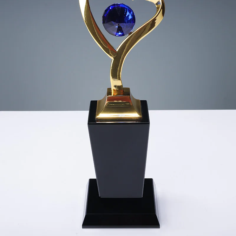 Factory direct custom k9 crystal Blue diamond metal love trophy manufacture