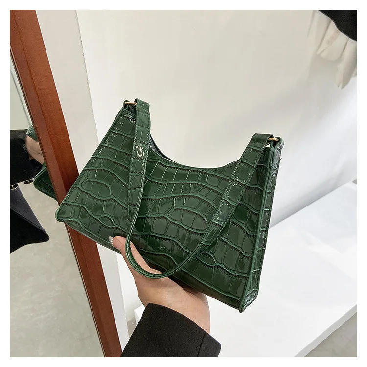 Fashion Mini Crocodile Pattern Armpit Shoulder Handbag Popular Zipper Alligator Pattern Lady Underarm Bag Hot Selling  Purse