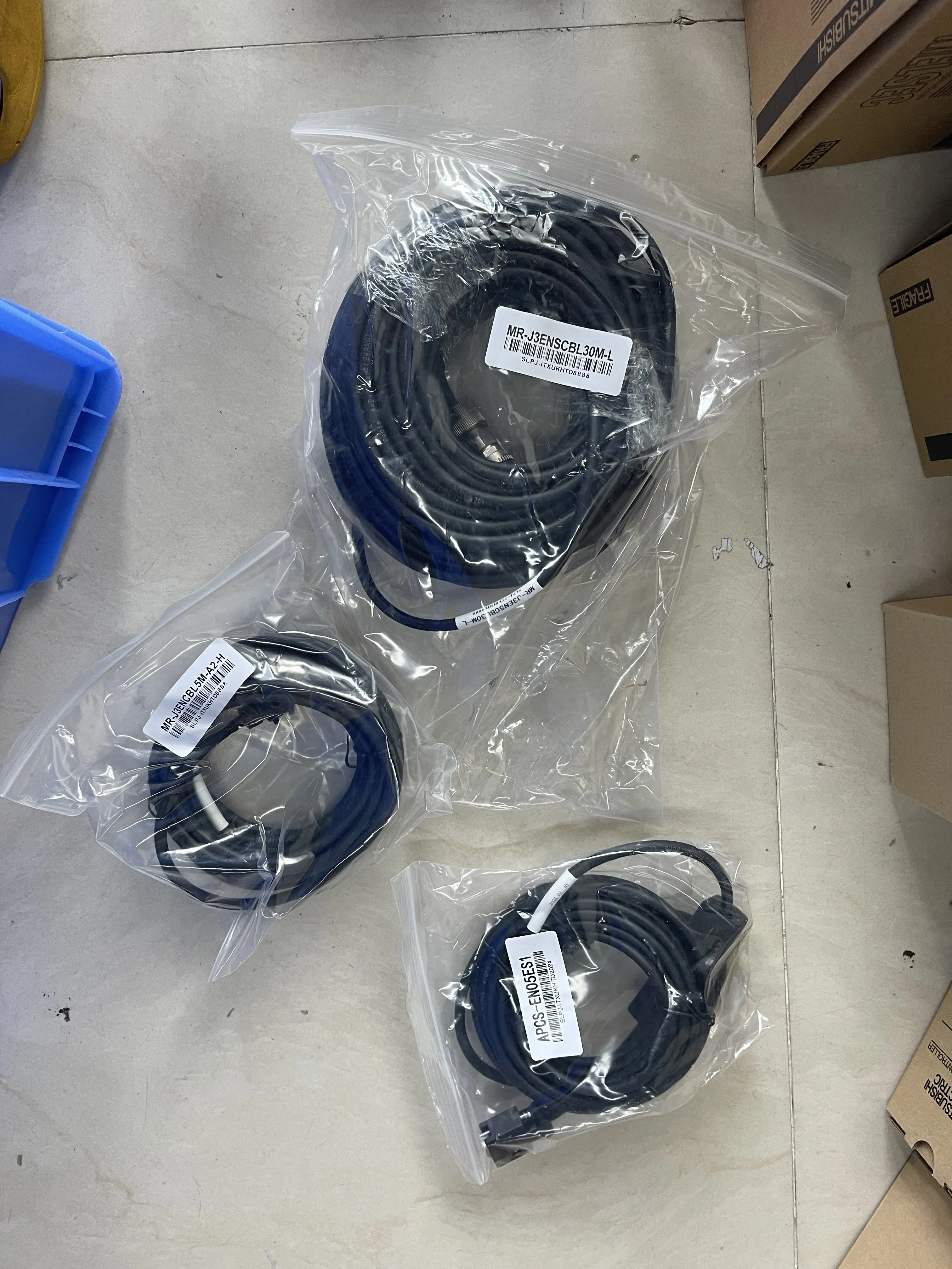 Mitsubishi Servo Motor Cable MR-J3ENSCBL30M-L Mitsubishi Servo Motor Cable MR-J3ENSCBL30M-L