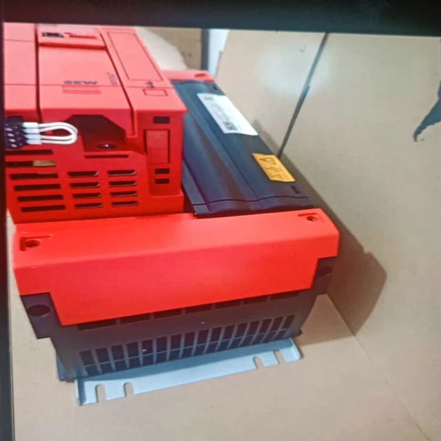 SEW0.5KW Inverter Brand-New Genuine Germany Saiwei Three Phase Off-the-shelf Consulting Order-MDX61B0005-5A3-4-0T
