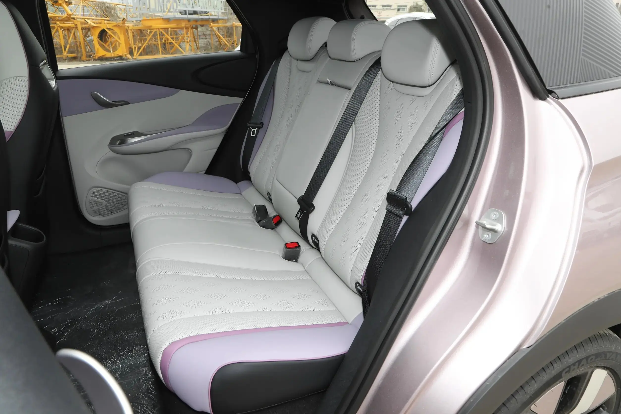2024 Byd Dolphin Honor Free Edition Electric Vehicles 420km EV Electric Vehicles ABS System