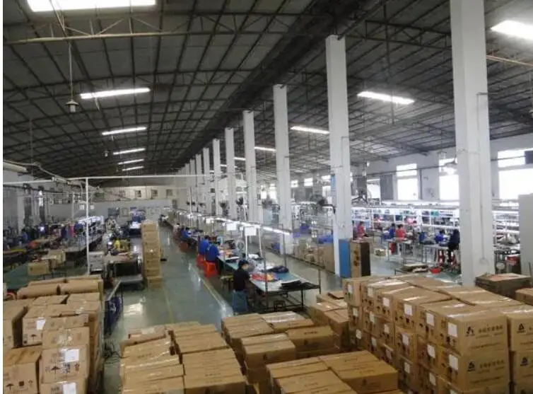 Shenzhen Younger Sports Goods Co., Ltd. 2