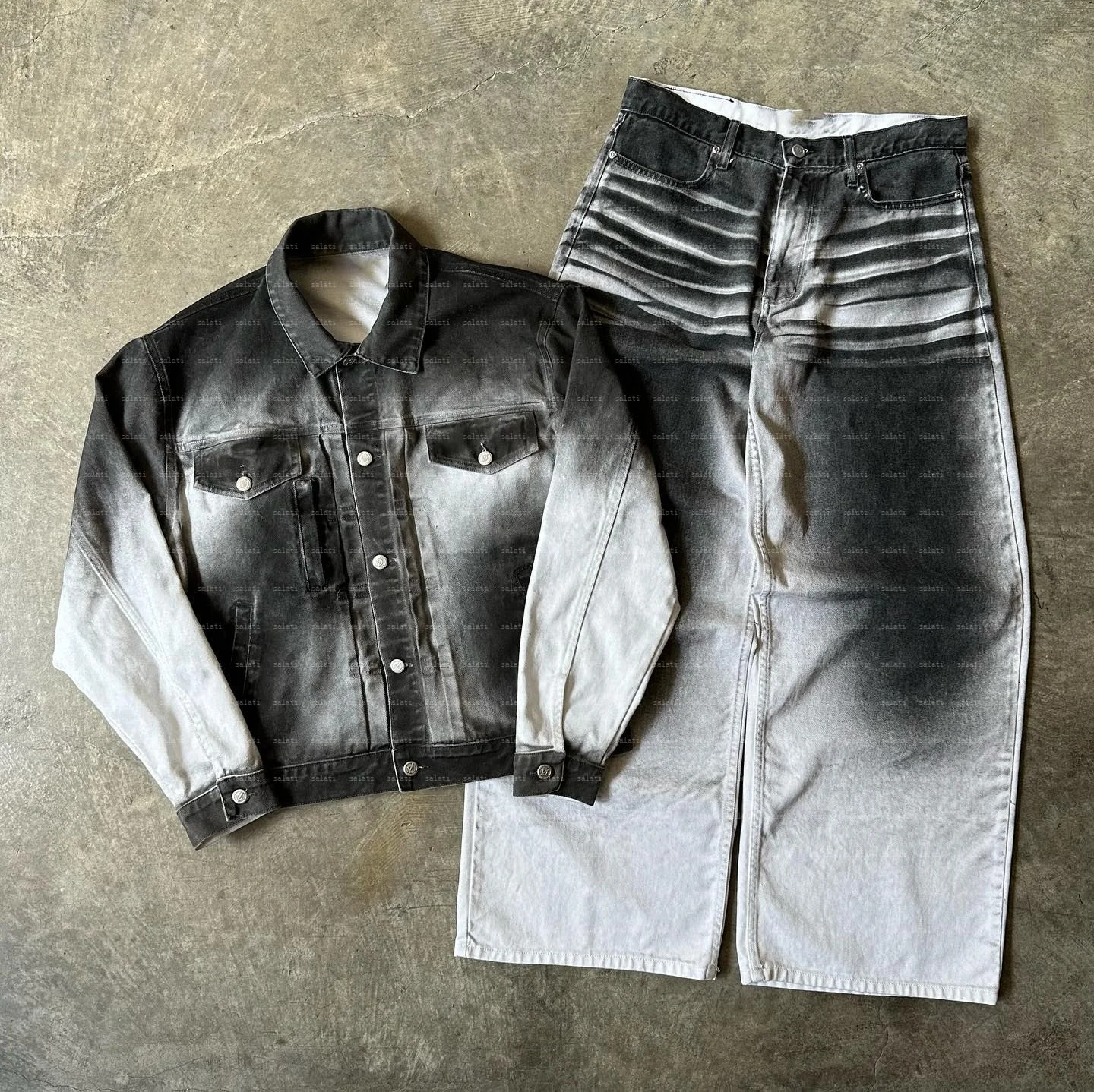 Custom Two-Piece Vintage Dirty Wash Denim Suit for Men Salati Print Jacket and Baggy Flared Jeans With Button for Winter gallery 7