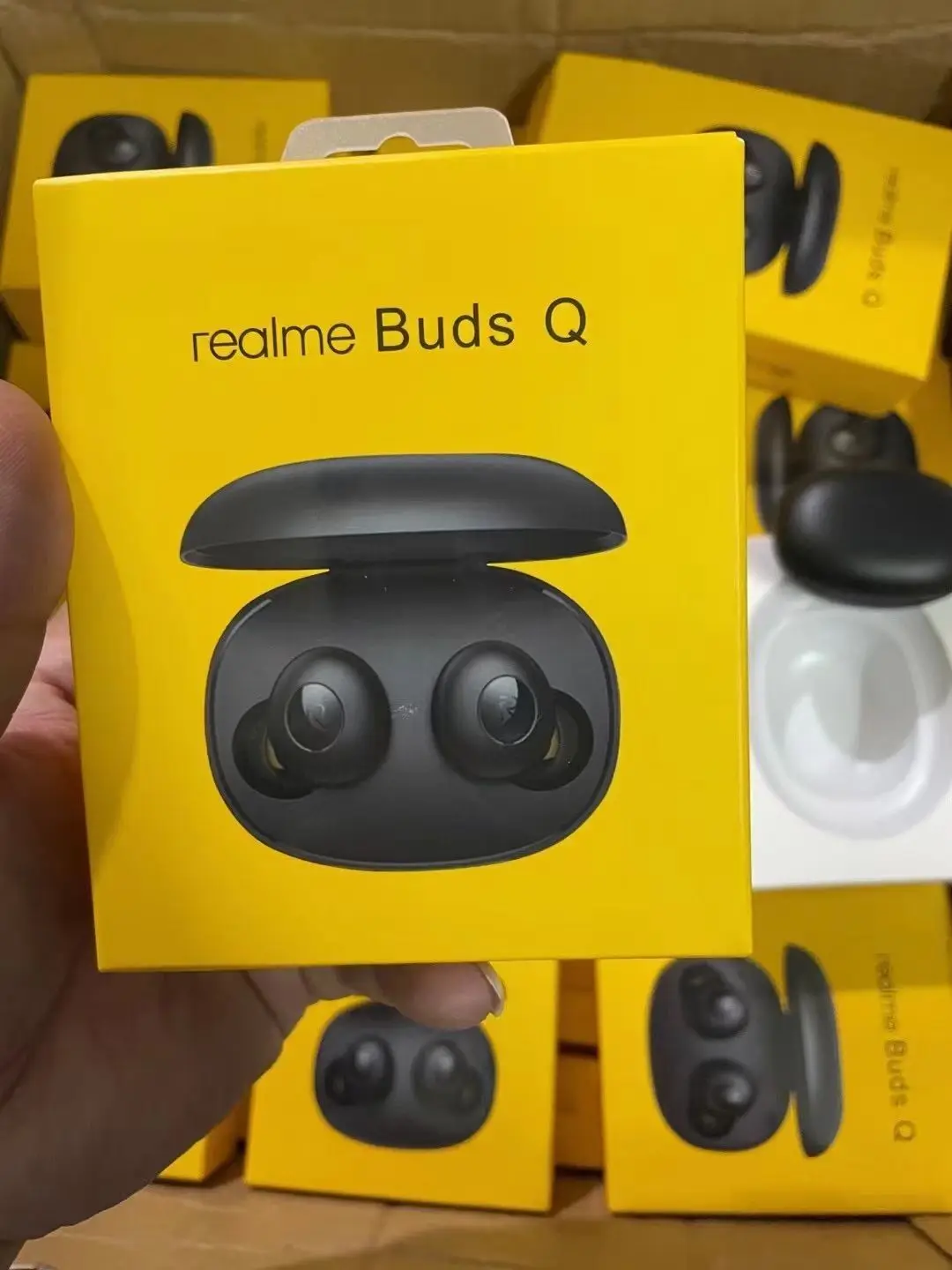 Realme Buds Q TWS Wireless Stereo Earbuds with Smart Touch Controls for  Smartphone