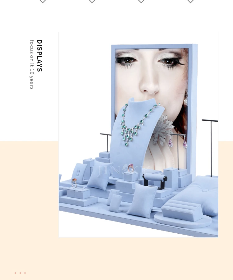 2022 Custom Jewelry Display Velvet Display Stand Jewelry Necklace