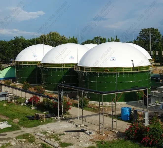 Резервуарный парк ргс. Газовоз в разрезе. Резервуары рвс изоляция уголок. Резервуар горизонтальный стальной ргс-5 м3. Спг танкер мембранный.