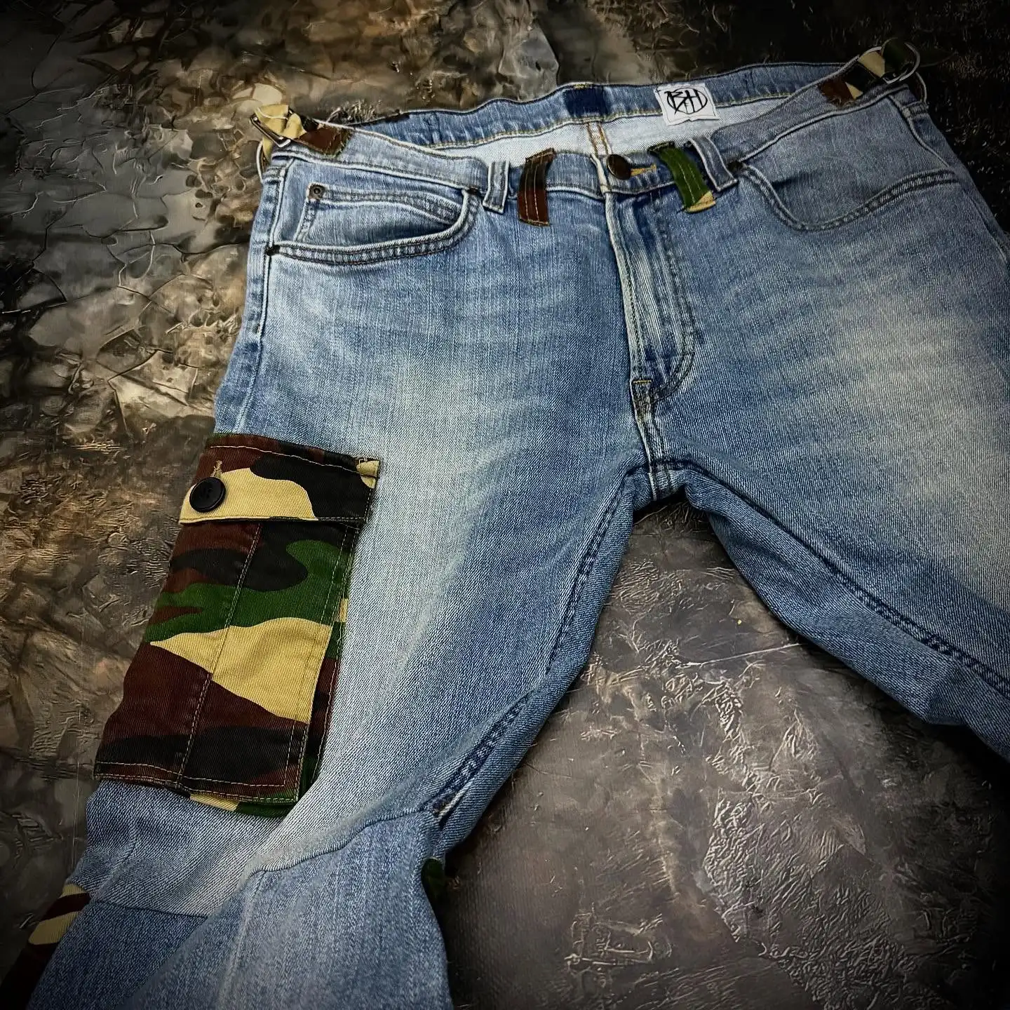 Clothing Manufacturers Street Style Raw Edge Splicing Men Vintage Denim Ripped Men Flared Cargo Demin Stacked Jeans for Men gallery 3