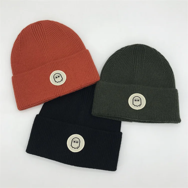 Acrylic Beanies With Custom Patch On Front And Embroidery Logo On Back,Knitted High Quality
