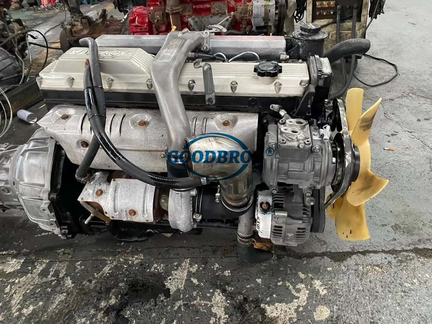 中古1HDT 1HD-Tディーゼルエンジントヨタランドクルーザー4.2L用 
