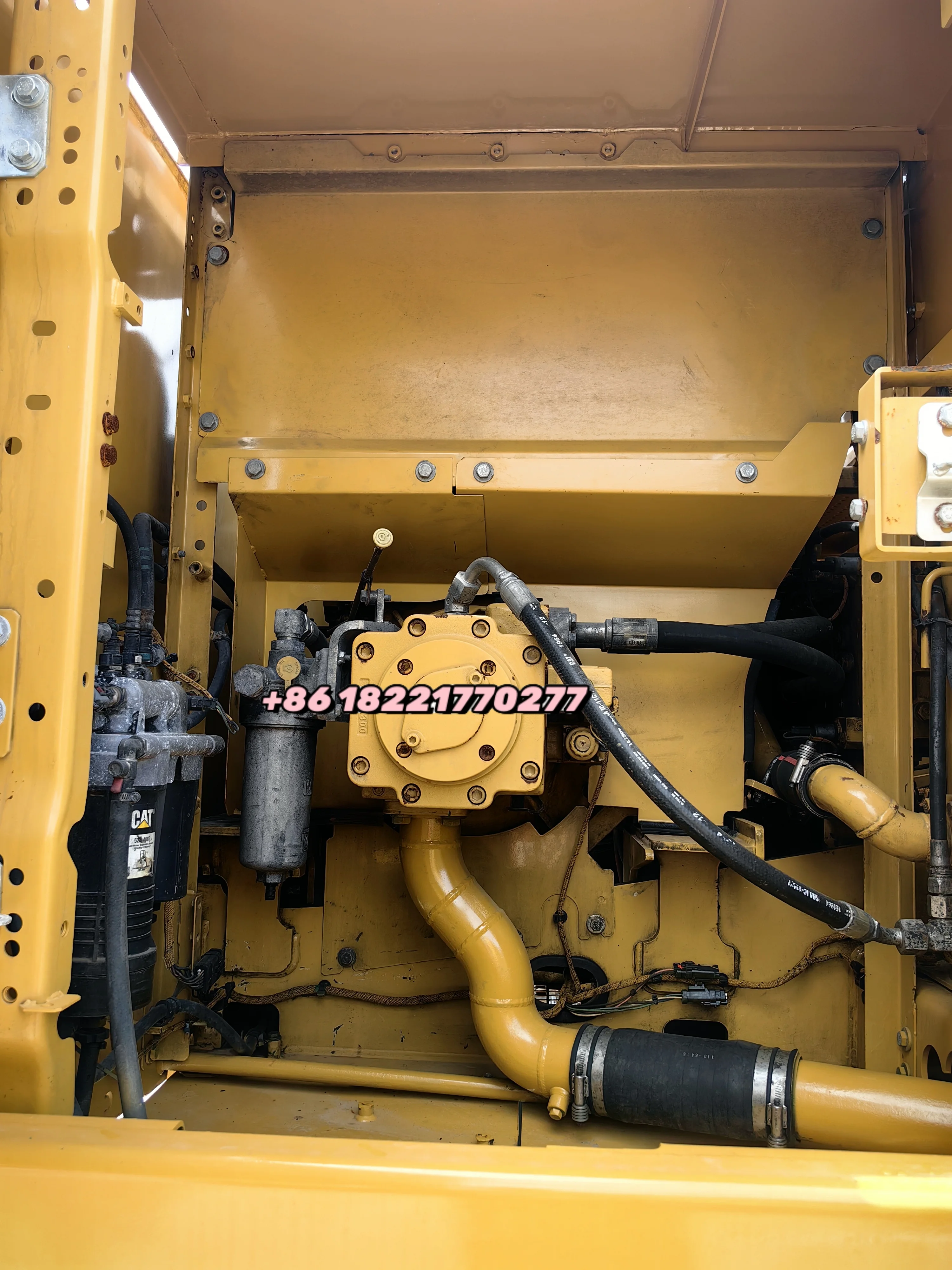 23Ton 2024 Japan Used Caterpillar CAT323 with 6 Cylinders