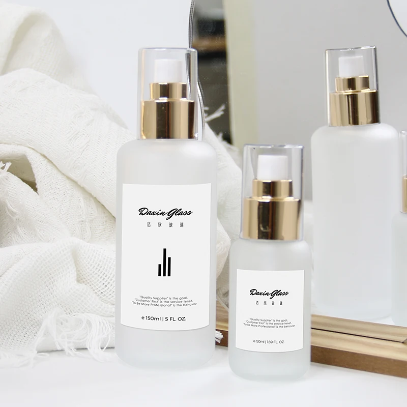 Custom Logo Empty Spray Bottle For Room Spray 50ml 150ml Clear Frosted