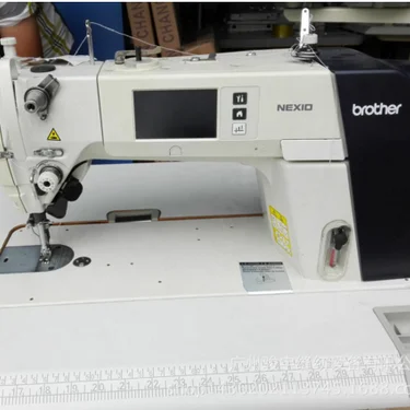 新しい Brother S-7300A Nexio コンピュータ制御高速ロックステッチミシン