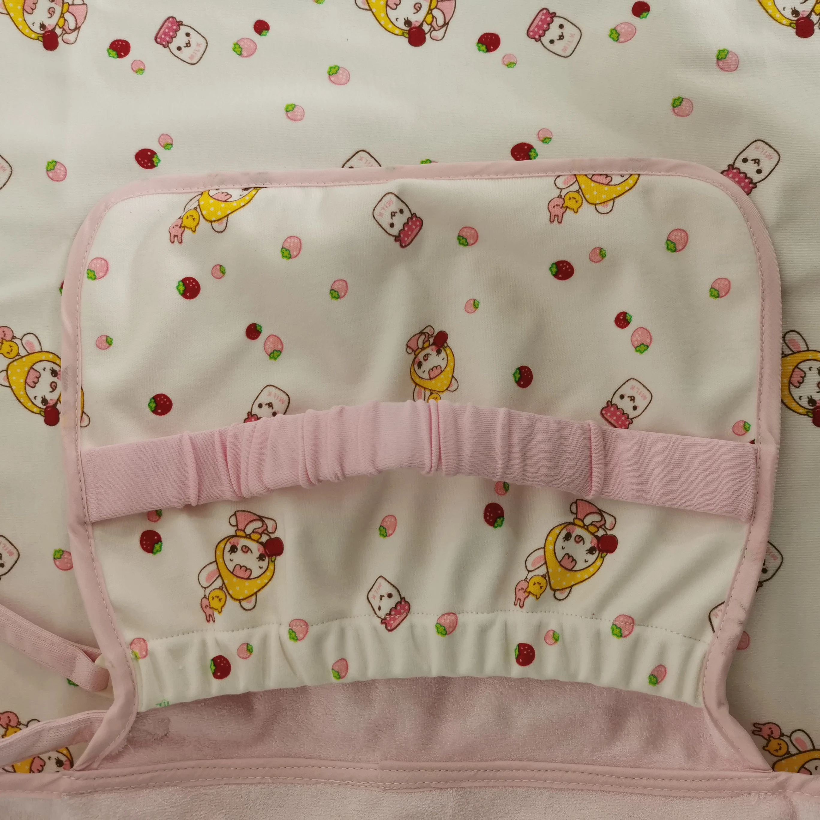 
 Легко носить с собой, маленький объем, хлопковая поверхность, портативный детский пеленальный коврик  