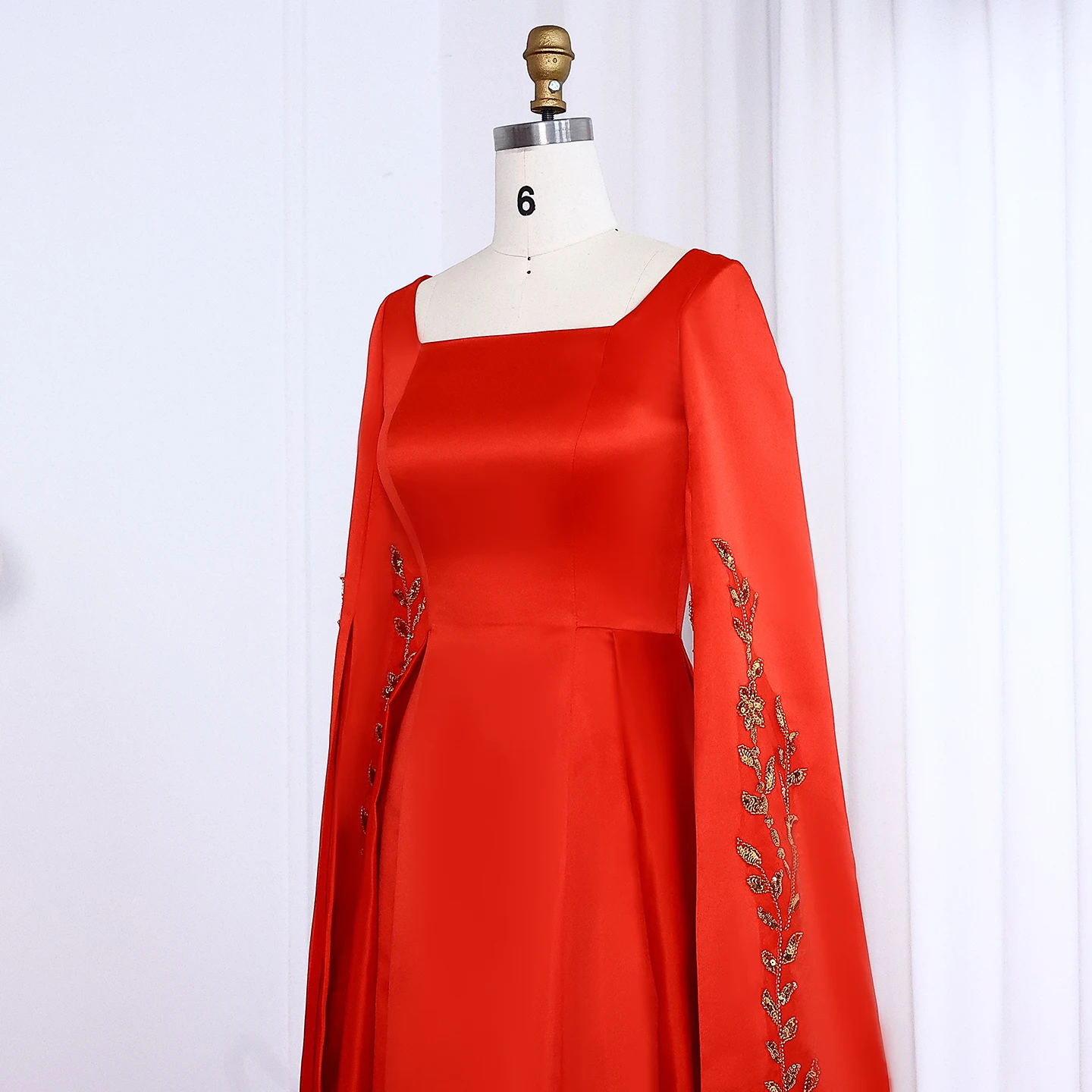 strapless open back dress D447CP