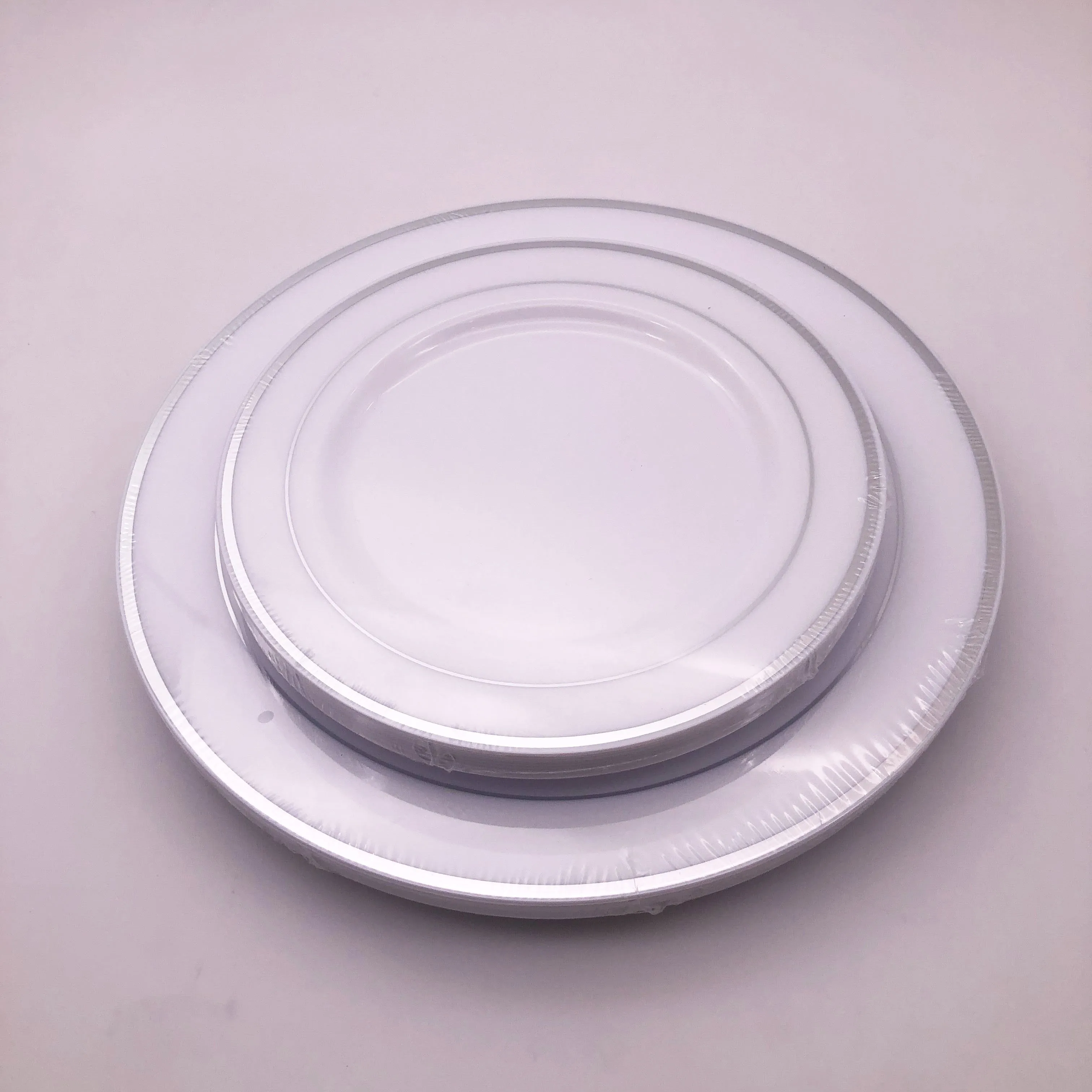 Ideal For New Year Party Wedding 10.25 Inch Disposable Dinner Black