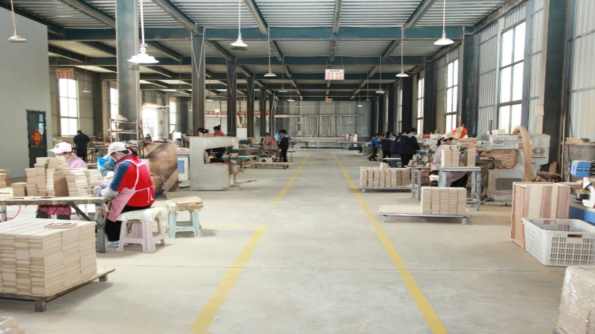 Caoxian Dongxing Arts And Crafts Co., Ltd. 1